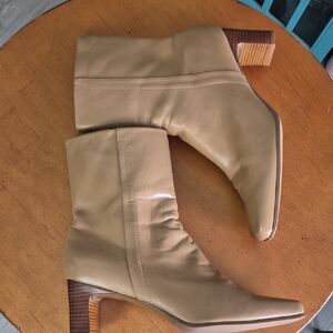 Michelle D Beige Heeled Tan Boots. Size 8.5